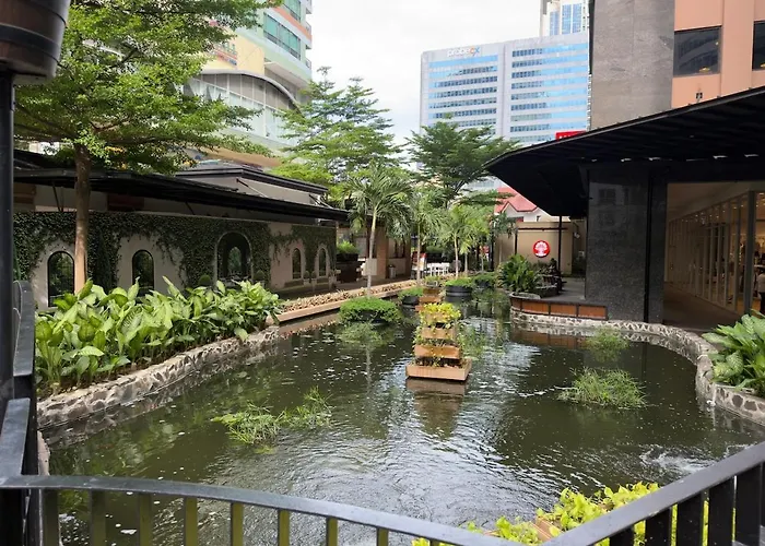 Cozy Eastwood W Pool Access, 65inch Tv And Wifi Apartamento *