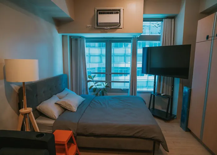 Cozy Eastwood W Pool Access, 65inch Tv And Wifi *