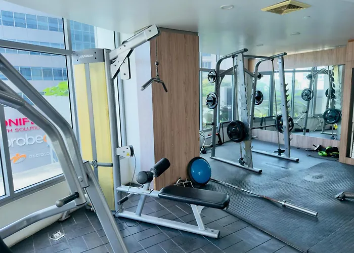 Cozy Eastwood W Pool Access, 65inch Tv And Wifi Apartamento *