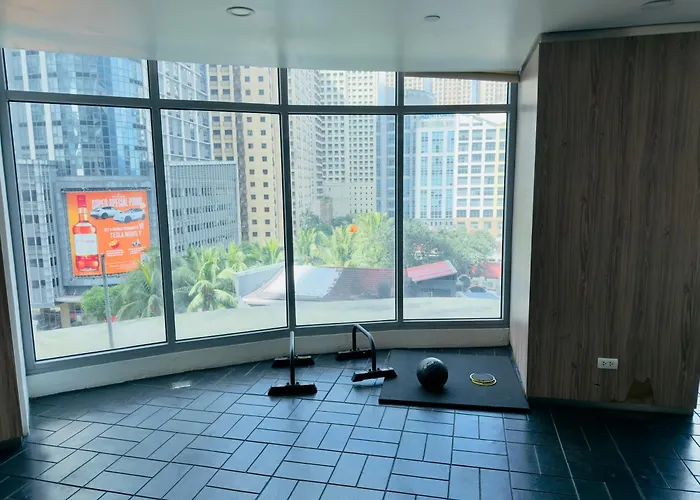 Cozy Eastwood W Pool Access, 65inch Tv And Wifi Apartamento